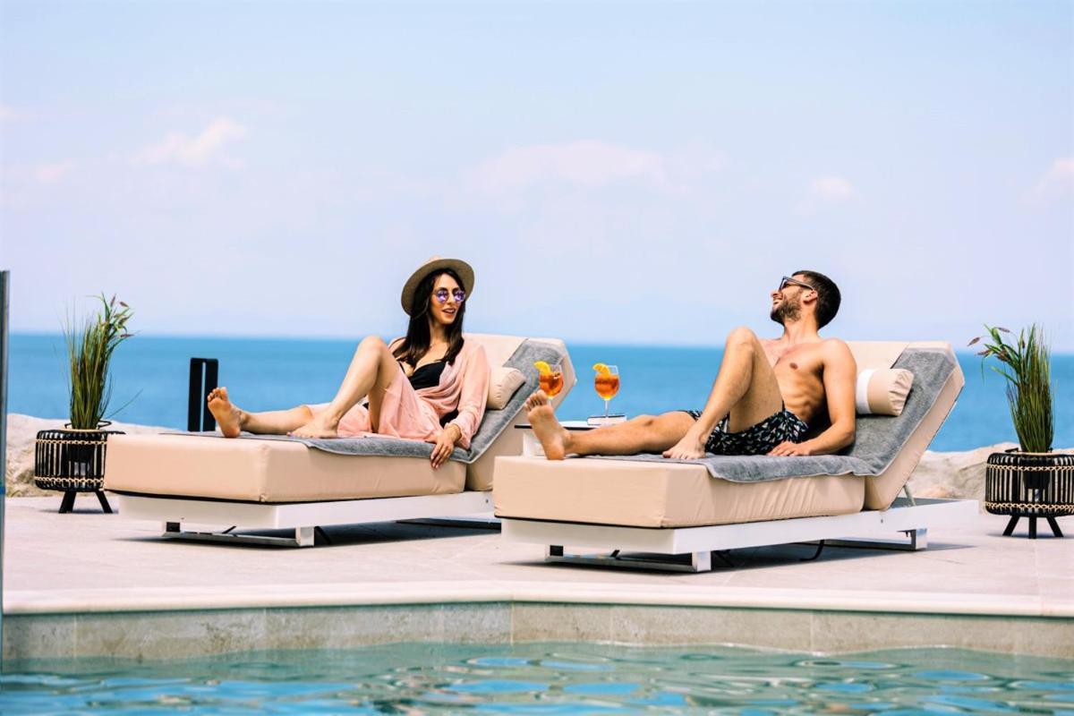 Akrotiri Olympus Luxury Suites - Adults Only Plaka Litochorou Extérieur photo