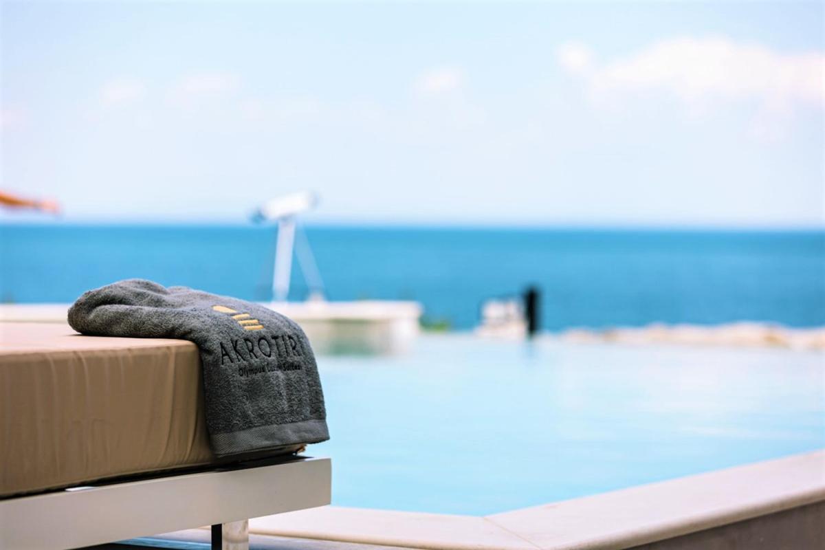 Akrotiri Olympus Luxury Suites - Adults Only Plaka Litochorou Extérieur photo