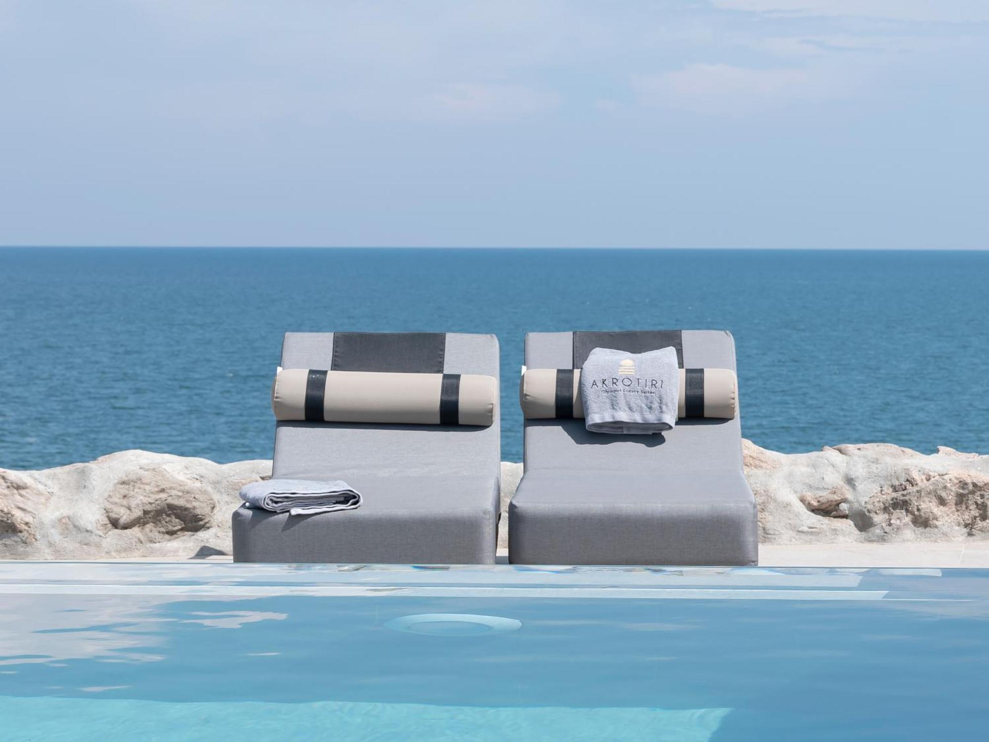 Akrotiri Olympus Luxury Suites - Adults Only Plaka Litochorou Extérieur photo